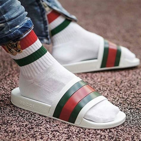 what socks to wear with gucci slides